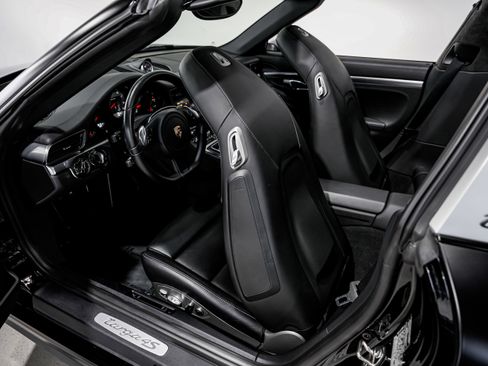 Used 2014 Porsche 911 Targa 4S image 23