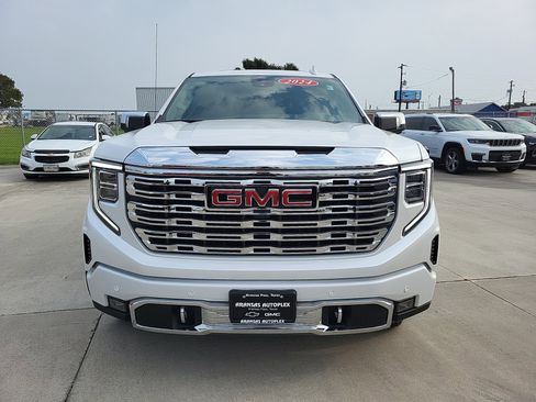 Used 2024 GMC Sierra 1500 Denali w/ Denali Reserve Package image 2