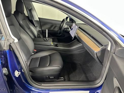 Used 2019 Tesla Model 3 Performance image 26