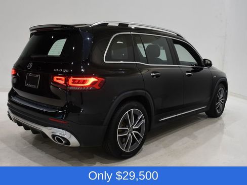 Used 2022 Mercedes-Benz GLB 35 AMG 4MATIC image 4