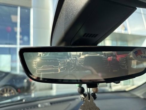 Used 2020 Chevrolet Blazer RS image 18