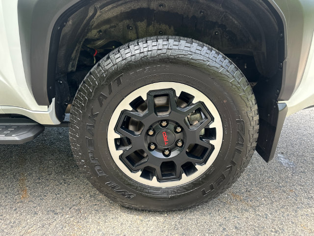 Certified 2025 Toyota 4Runner TRD Off-Road Premium w/ Tow Technology Package AWD/4WD image 19