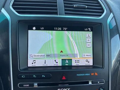 Used 2017 Ford Explorer Limited w/ Equipment Group 301A AWD/4WD image 31