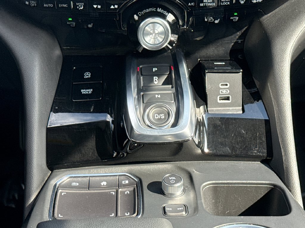 Used 2024 Acura MDX SH-AWD image 21