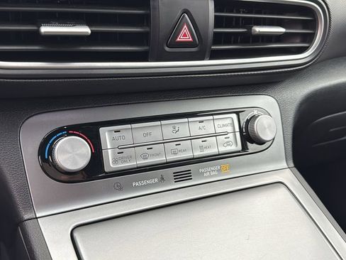 Used 2020 Hyundai Kona Ultimate image 16