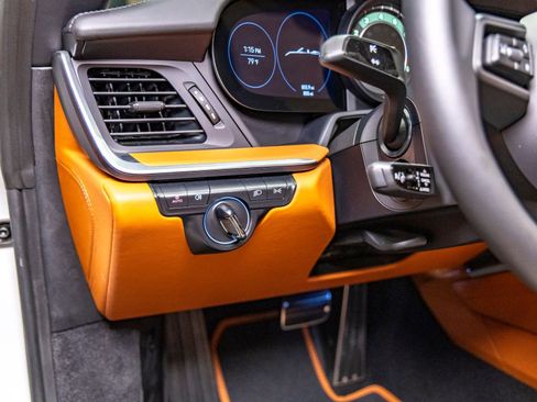 Used 2024 Porsche 911 Cabriolet image 40