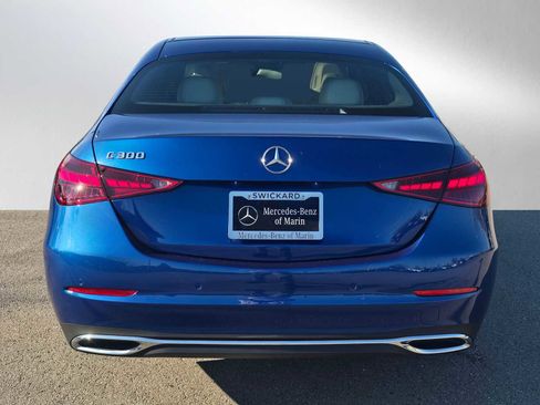 Used 2025 Mercedes-Benz C 300 Sedan image 4