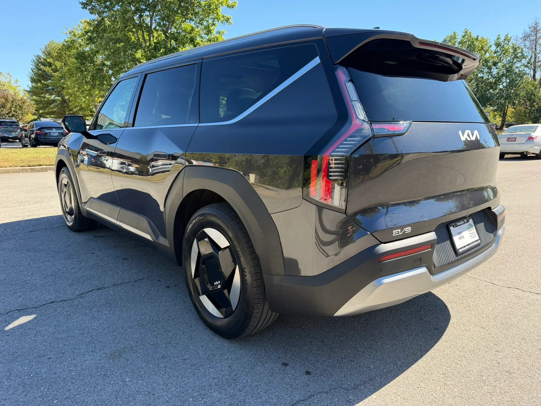 Used 2024 Kia EV9 Wind AWD/4WD image 6
