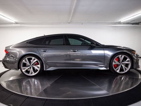Used 2023 Audi RS 7 Sportback image 8