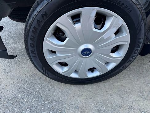 Used 2019 Ford Transit Connect XL image 45