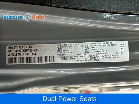 Used 2026 Jeep Wrangler Unlimited Sahara AWD/4WD image 12