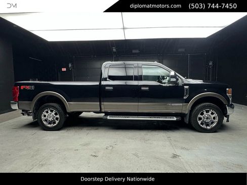 Used 2022 Ford F350 King Ranch w/ Chrome Package image 7
