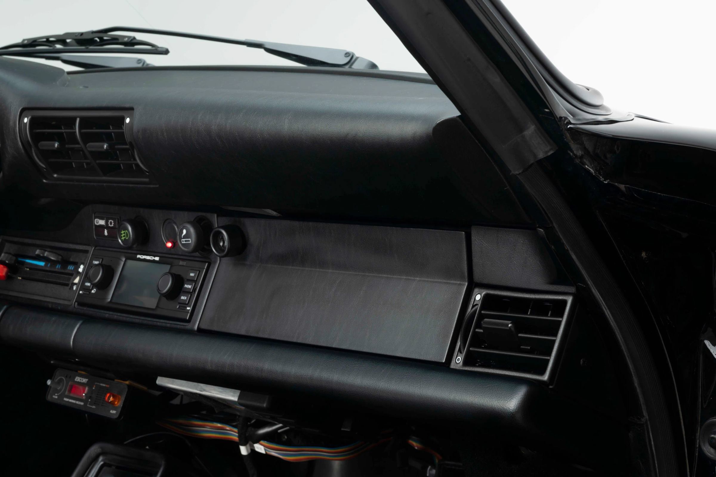 Used 1987 Porsche 911 Carrera RWD image 25