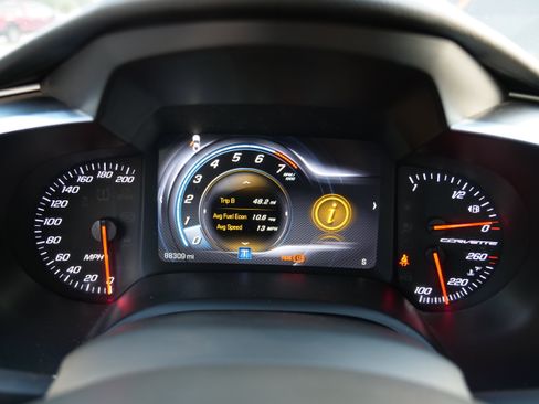 Used 2015 Chevrolet Corvette Stingray Coupe w/ 2LT Preferred Equipment Group image 18