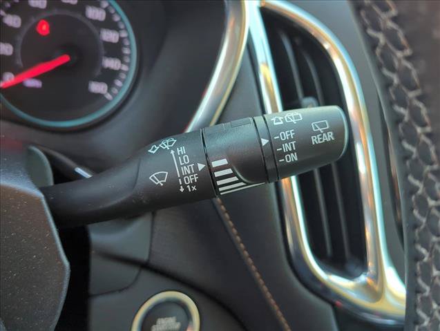 Used 2023 Chevrolet Equinox Premier FWD image 16