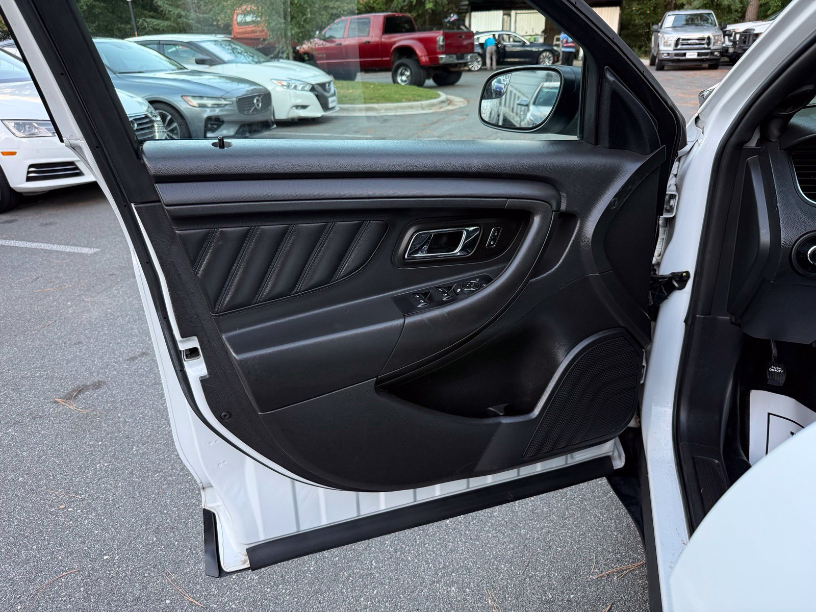 Used 2017 Ford Taurus Police Interceptor AWD image 12