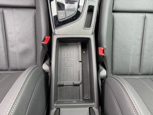 Used 2025 Audi A5 2.0T Premium Plus image 37