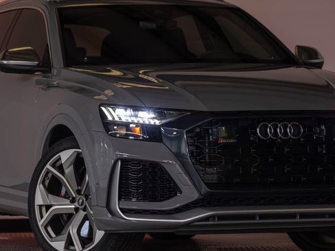 Used 2024 Audi RS Q8 w/ Executive Package AWD/4WD image 31