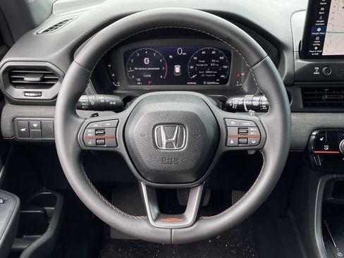 Used 2026 Honda Passport TrailSport image 12