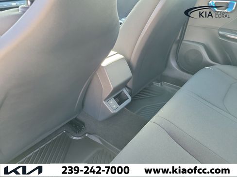 New 2026 Kia K4 FWD image 12