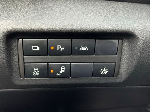 Used 2024 Nissan Kicks S image 34