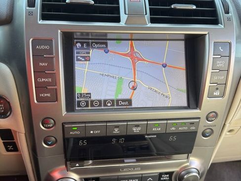 Used 2016 Lexus GX 460 w/ Premium Package AWD/4WD image 8