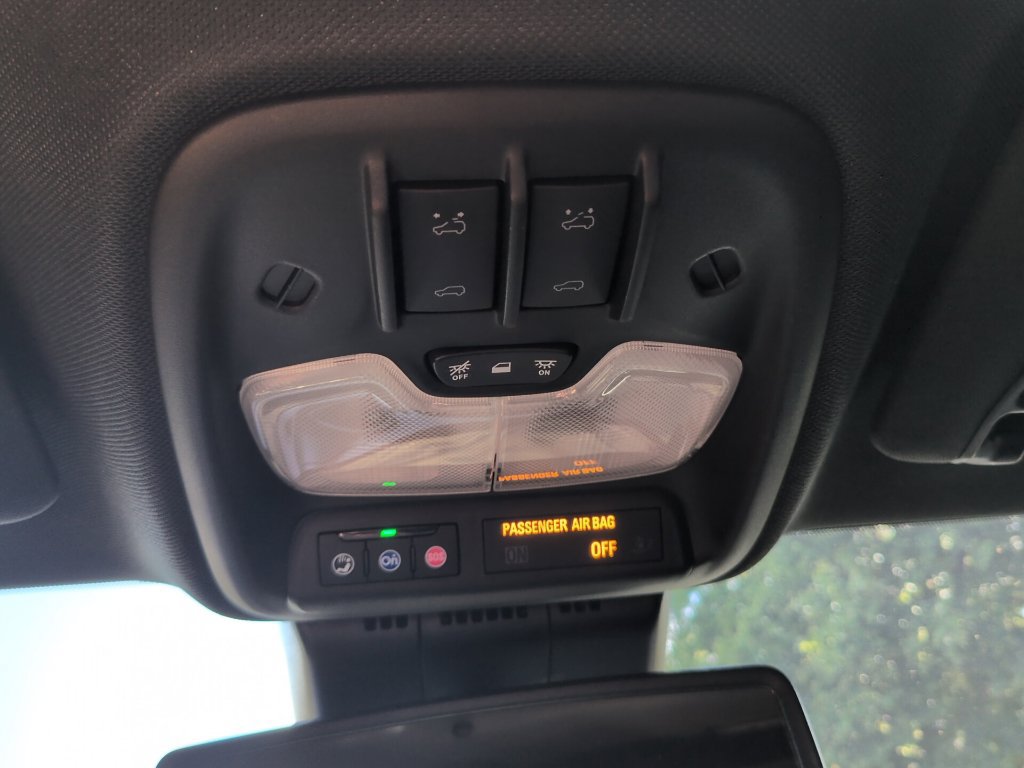 Used 2024 Chevrolet Colorado ZR2 w/ ZR2 Bison Edition AWD/4WD image 25