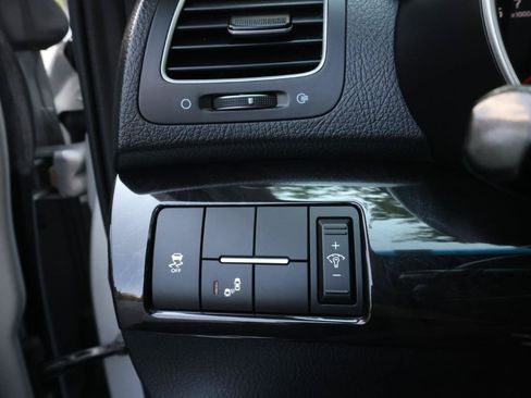 Used 2014 Kia Sorento SX w/ 3rd Row Package FWD image 26