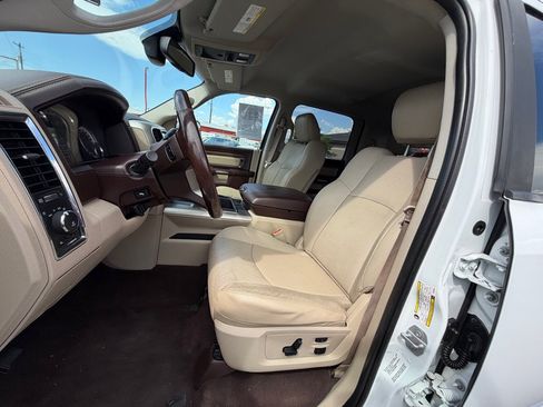 Used 2014 RAM 2500 Laramie w/ Convenience Group AWD/4WD image 10
