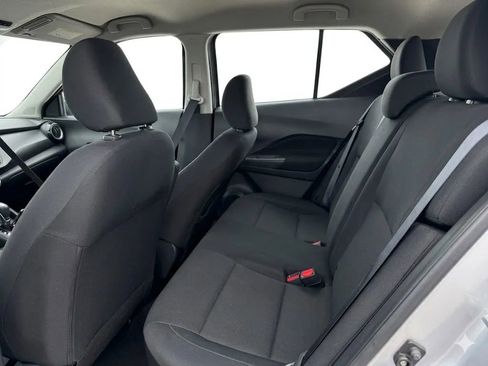 Used 2023 Nissan Kicks S image 4