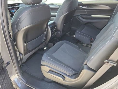 New 2026 Jeep Grand Cherokee L Laredo image 24