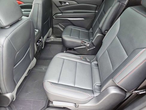 Used 2026 Chevrolet Traverse Z71 w/ Driver Confidence Package AWD/4WD image 25