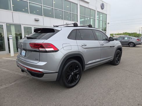 Certified 2023 Volkswagen Atlas Cross Sport SEL R-Line AWD/4WD image 7