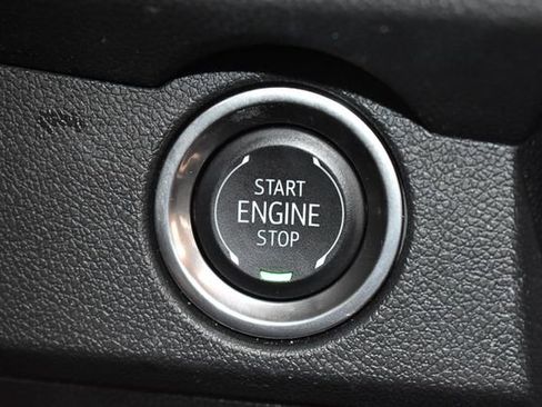 Used 2024 Chevrolet Traverse RS w/ LPO, Floor Liner Package image 30