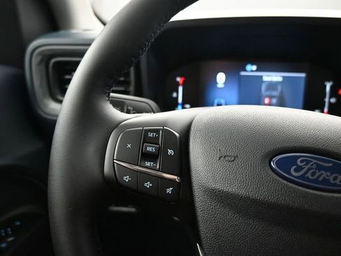 New 2025 Ford Maverick XLT w/ XLT Luxury Package image 13