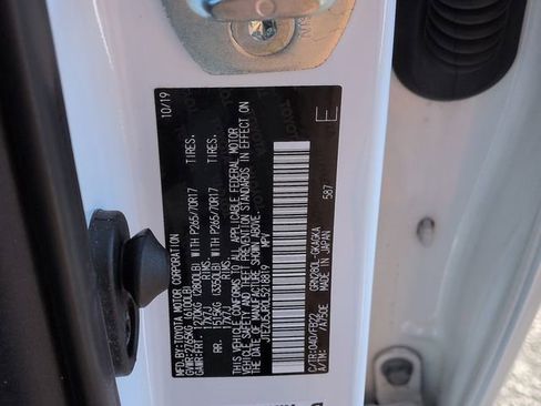 Used 2020 Toyota 4Runner SR5 image 31