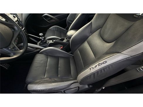 Used 2016 Hyundai Veloster Turbo w/ Option Group 04 FWD image 13