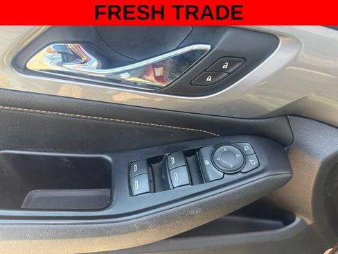Used 2018 Chevrolet Traverse LT AWD/4WD image 15