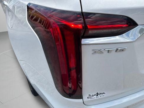 Used 2024 Cadillac XT6 Premium Luxury FWD image 45