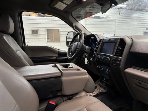 Used 2022 Ford F250 XL w/ Power Equipment Group image 25