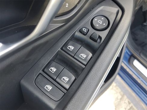 Used 2022 BMW 330i Sedan w/ Premium Package image 19