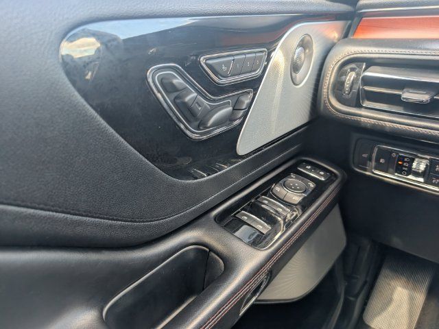 Used 2020 Lincoln Aviator Reserve w/ Equipment Group 202A AWD/4WD image 17