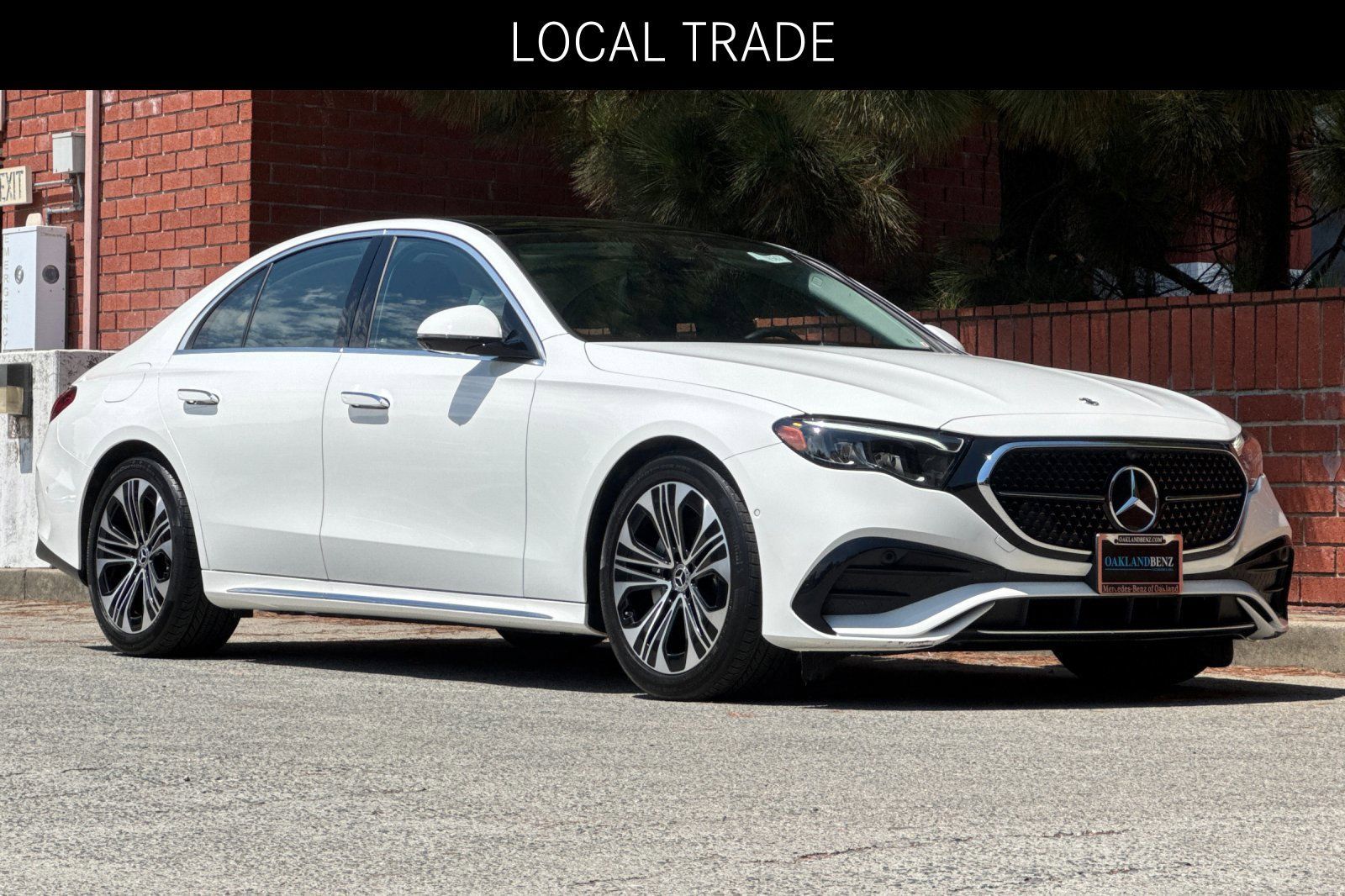 Certified 2025 Mercedes-Benz E 350 4MATIC Sedan image 2