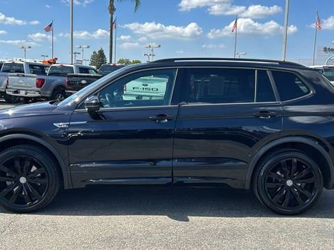 Used 2020 Volkswagen Tiguan SE R-Line AWD/4WD image 7