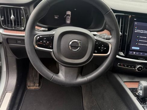 Certified 2024 Volvo V60 B5 Cross Country Plus w/ Protection Package Premier AWD/4WD image 13