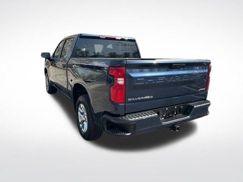 Used 2022 Chevrolet Silverado 1500 RST AWD/4WD image 3