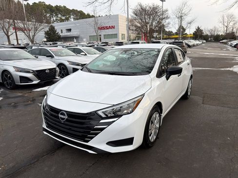 New 2025 Nissan Versa S w/ Trunk Package image 3