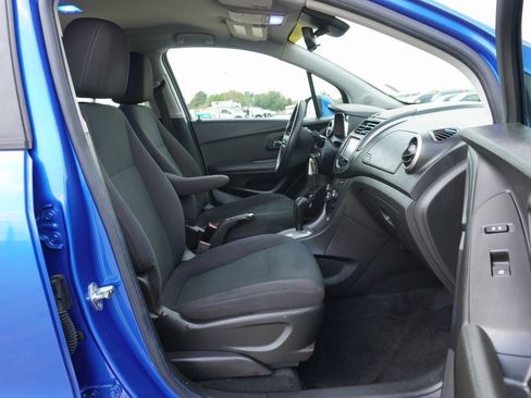Used 2016 Chevrolet Trax LS w/ LPO, Cargo Package image 23