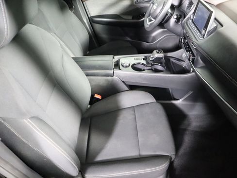 Used 2023 Nissan Rogue S image 51