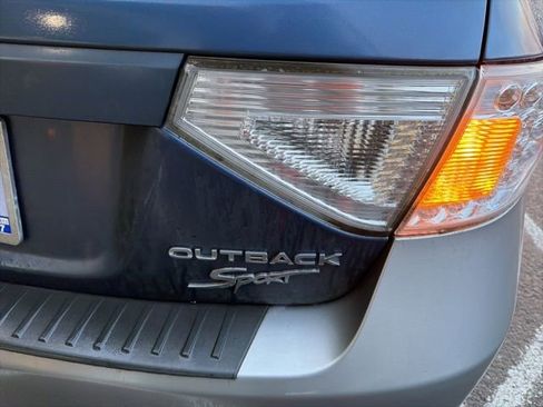 Used 2011 Subaru Impreza Outback Sport image 12